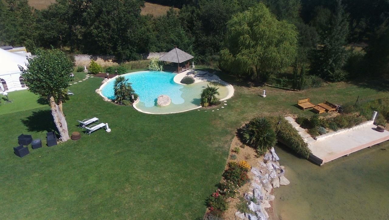 Bed and Breakfast Le Lac De Crivito Caraman Екстер'єр фото